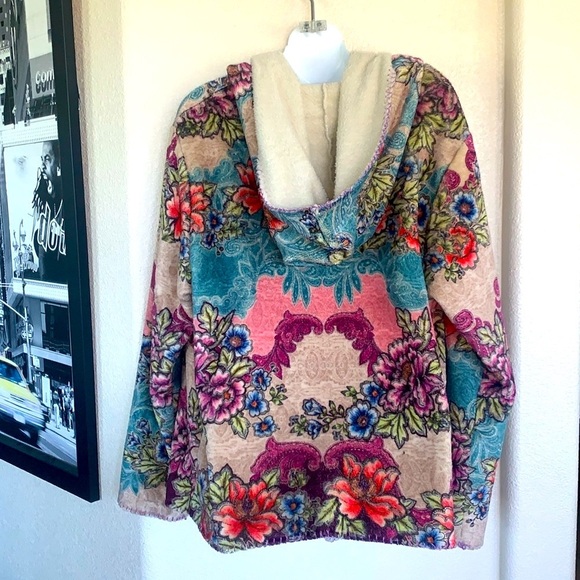 JOHNNY WAS Biya Sherpa Hoodie, colorful floral; cream turquoise purple. L - Picture 6 of 17